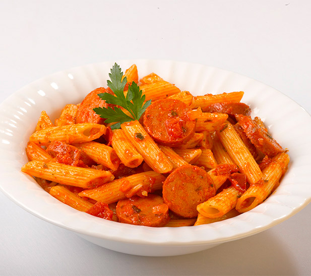 Chorizo con pasta