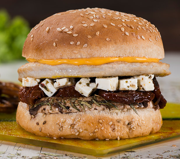 Hamburguesa de Pollo estilo mediterráneo