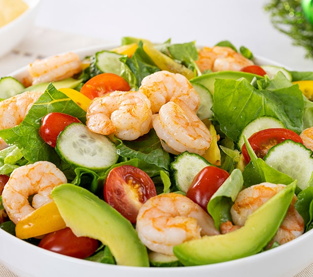 Ensalada fresca con camarones 