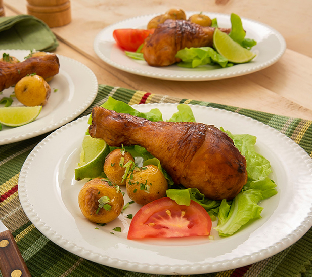 Piernitas con papas horneadas