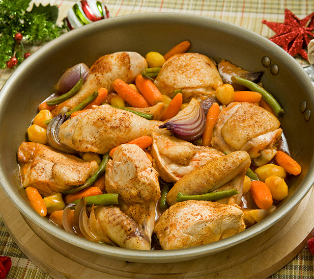 Pollo con vegetales y papas 